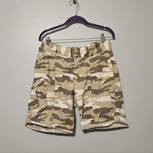 GAP Surplus Rollup Shorts in Tan and Brown